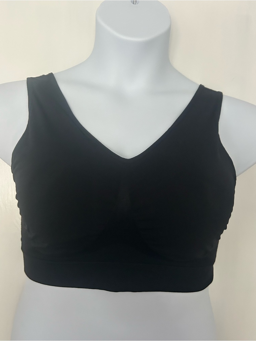 Women’s Truekind Black Seamless Comfort Wireless Shaper Bra 91404 size 3XL